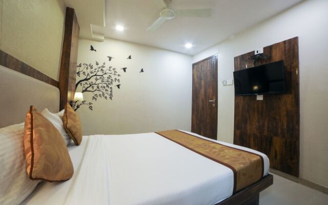 OYO 4186 Hotel Oyster