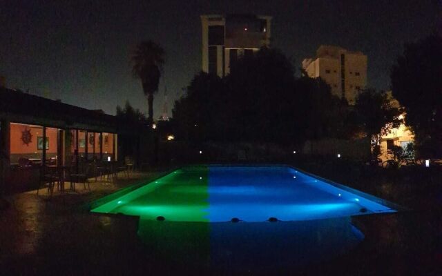 Mansouri Mansions Hotel