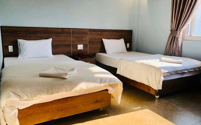 Binh Duong 2 Hotel – Guest Rooms – Hue