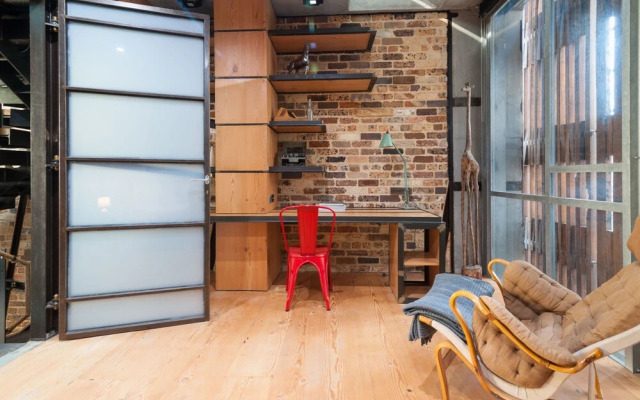 Executive Rental Style House