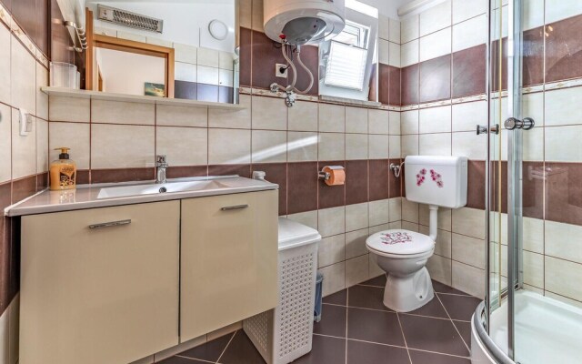 Amazing Apartment in Medulin With 2 Bedrooms and Wifi