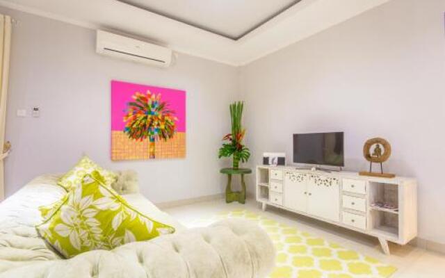 Golden Palm Villa