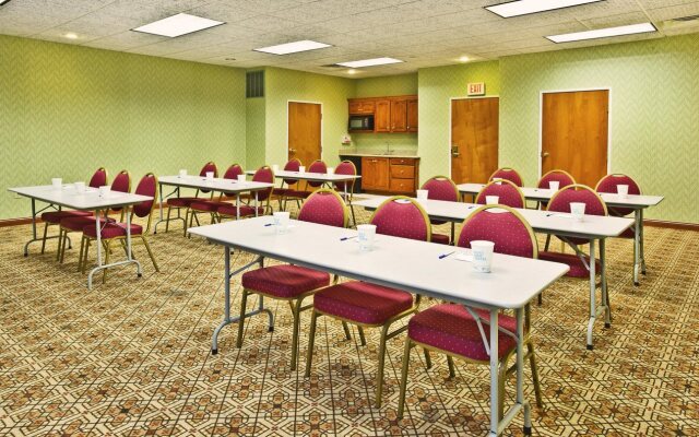 Holiday Inn Express Hotel & Suites Goshen by IHG
