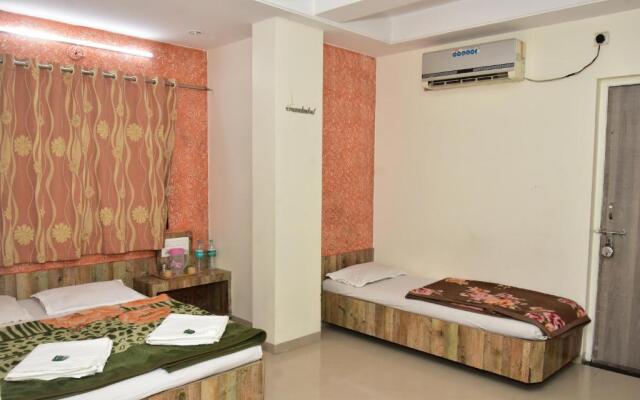 Hotel sai dhyan