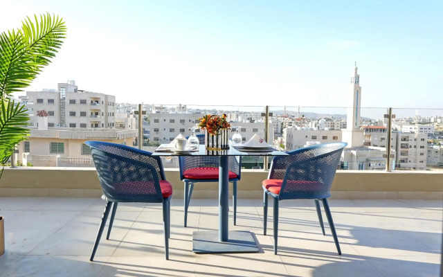 Lijam Hotel