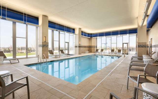 Embassy Suites by Hilton Denton Convention Center