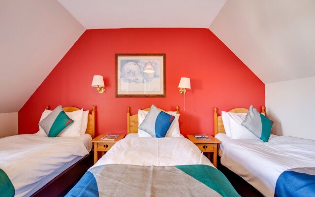 The Richmond Arms Hotel by OYO