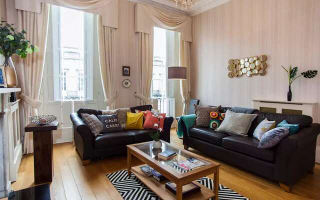 Central 2 Bedroom Apartment