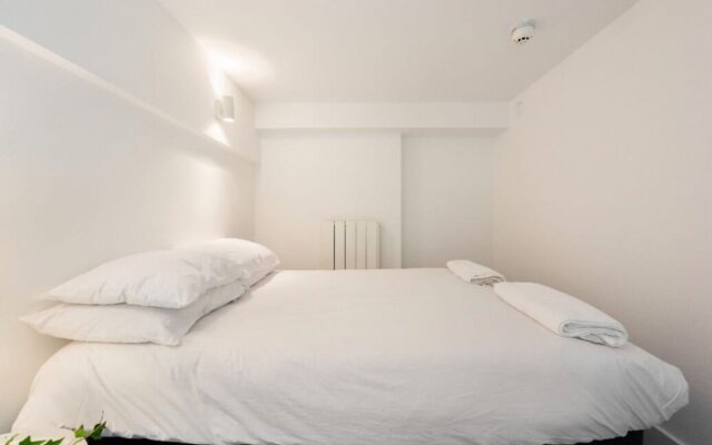 2X Bedroom Flat In London