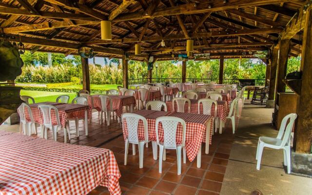Hotel El Eden Parque Del Cafe