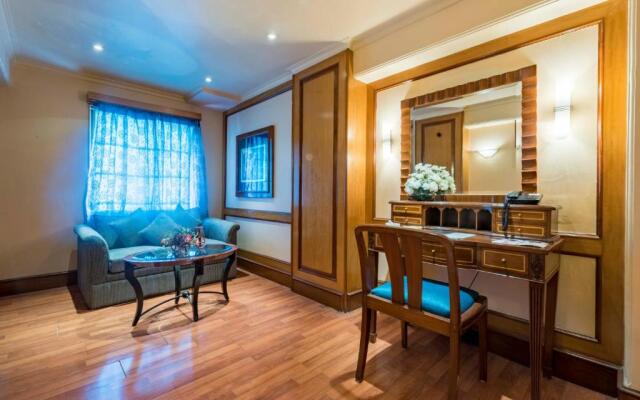 Hotel Parle International