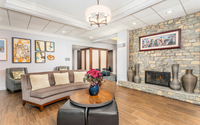 Homewood Suites by Hilton Lexington Fayette Mall