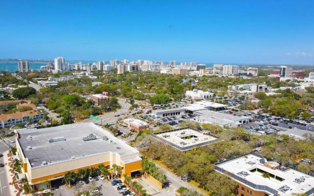 Cute House near Downtown