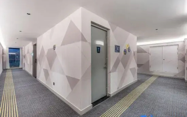 7 Days Premium Hotel (Tianjin Beichen Chailou Subway Station)