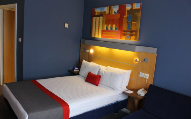 Holiday Inn Express London - Croydon, an IHG Hotel