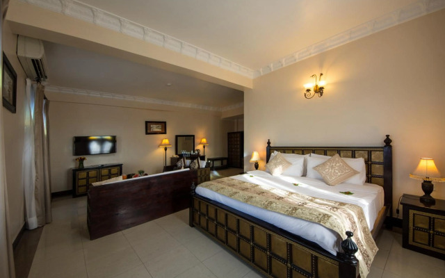 Golden Tulip Stonetown Boutique