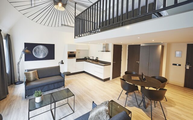 "DE BANK" - Hotel Apartments