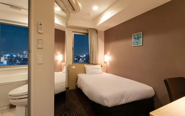 Jr West Group Via Inn Akihabara – Guest Rooms – Tokyo