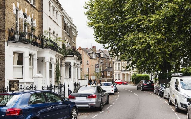 Modern Kensington Home near Kensington Palace