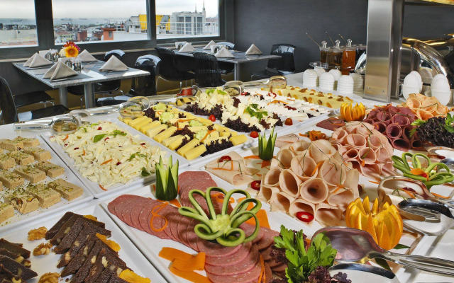 Misa Hotel