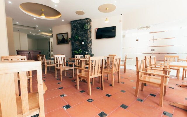 Bien Vang Hotel