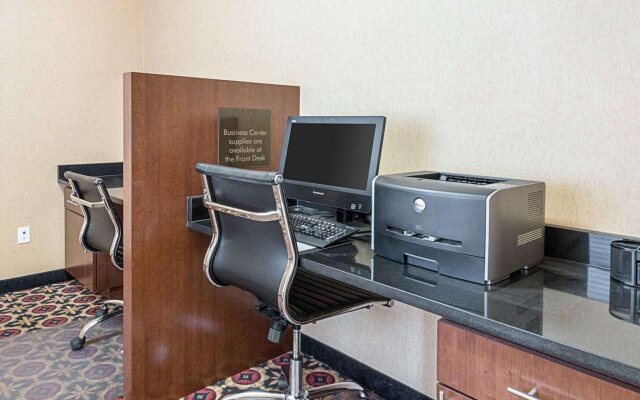 Comfort Suites Ennis