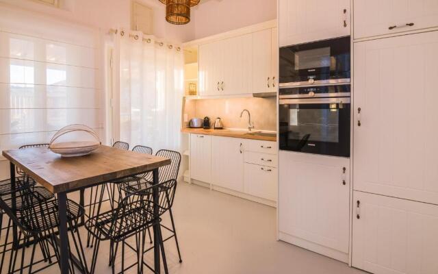 Eden View Suites & Villas