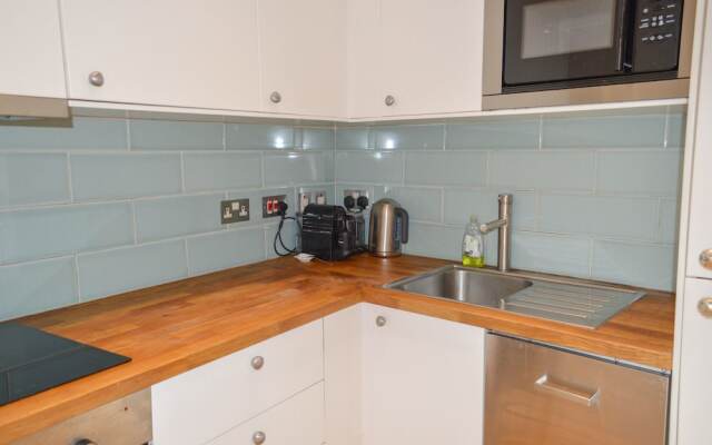 2 Bedroom Apartment in Leith Edinburgh