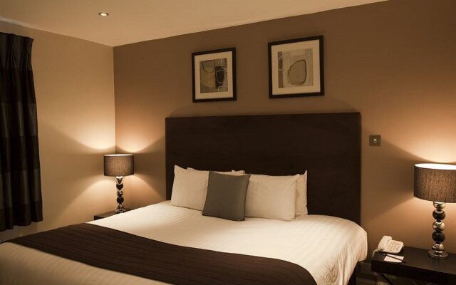 The Lodge Hotel - Putney