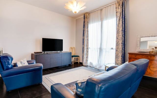 Scenic Holiday Home in Cipressa Near Town Centre