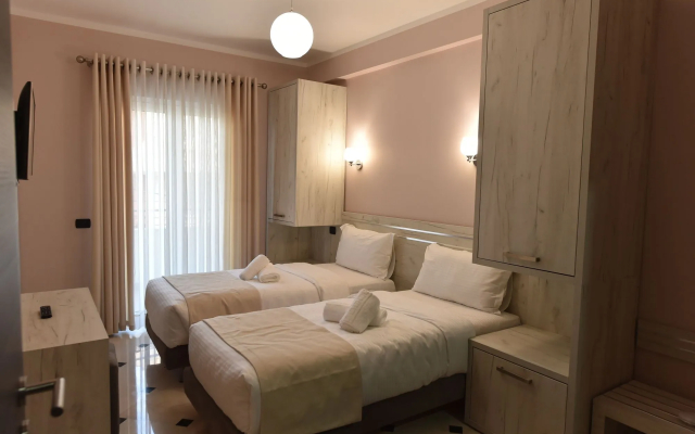 Hotel Pandora Residence