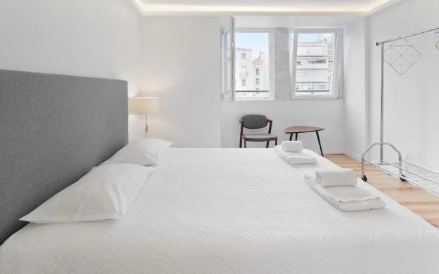 Room With Private Bathroom -Alcantara