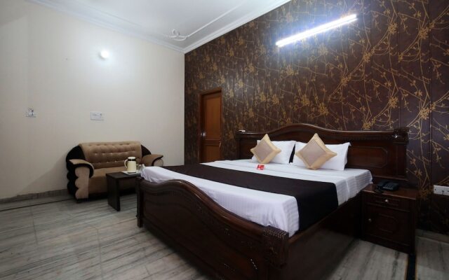 OYO Flagship 4891 Moti Sagar