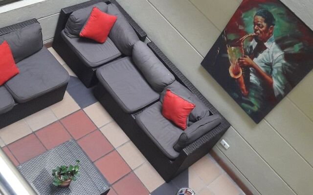 Apartahotel Montes sede de la Av 70