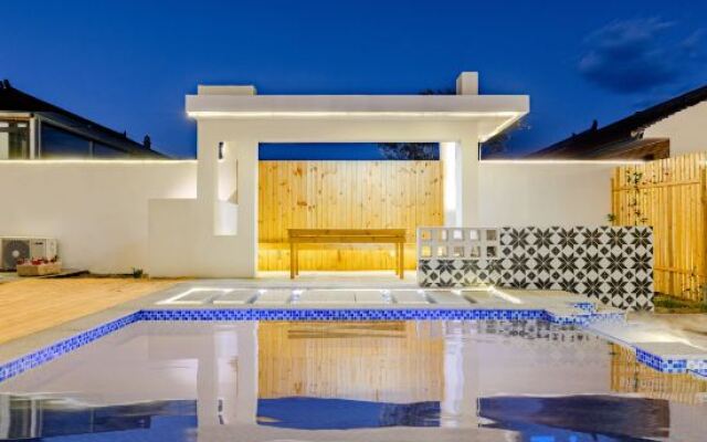 Qingyu Courtyard View Homestay