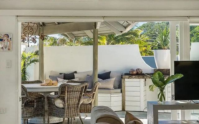 Your Luxury Escape - The White House