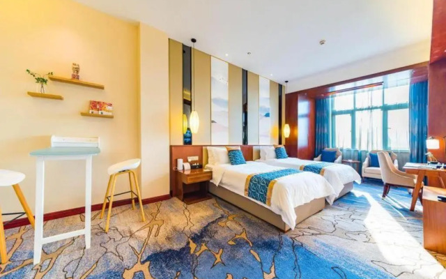 Yun-Ray Hotel