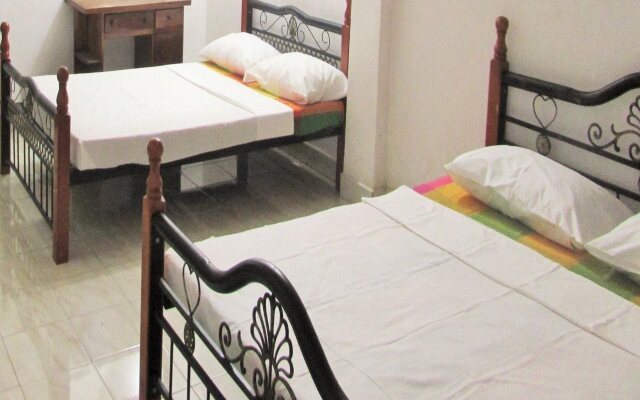 Lake Front Homestay