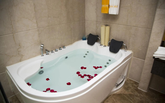 Jiangmen Gladden Hotel