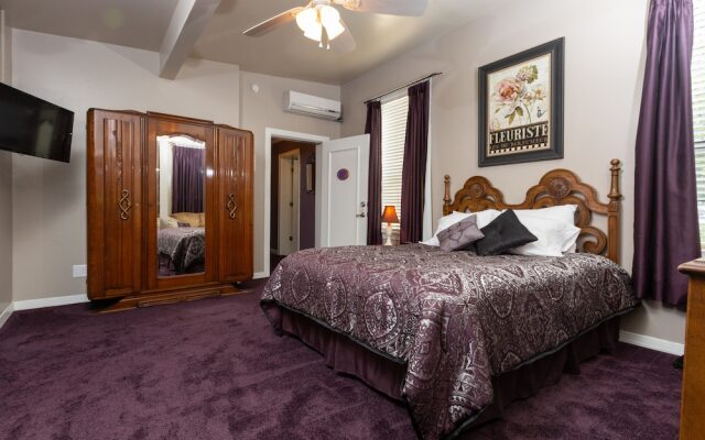 Graham-Carroll House Bed & Breakfast