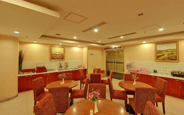 Hanting Premium Hotel Shanghai West Nanjing Road Subway Station