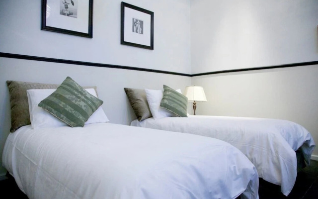 Designer TownHouse Neve Tzedek HolyGuest