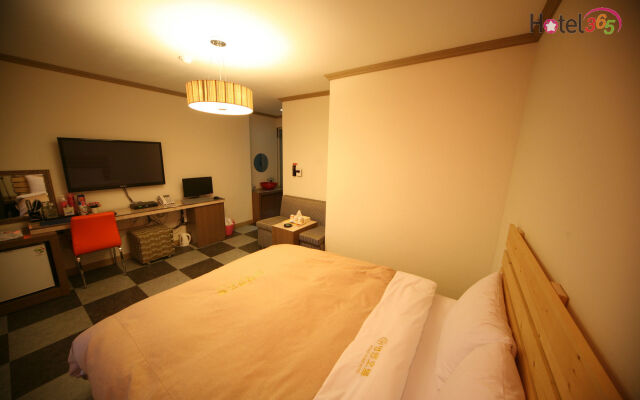 Chuncheon Myeongdong Hotel