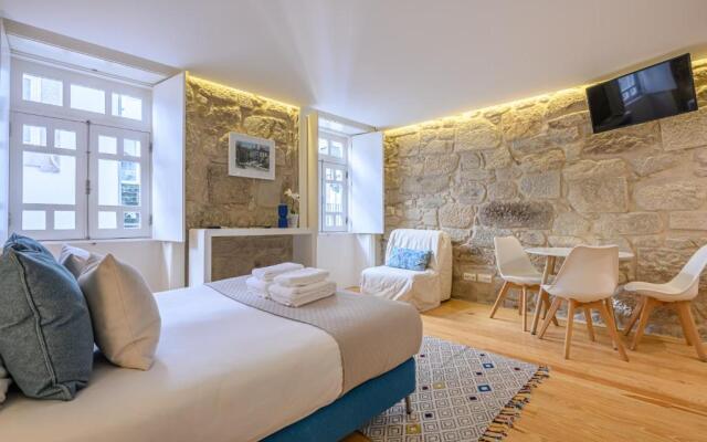 PWHC Miragaia Apartments