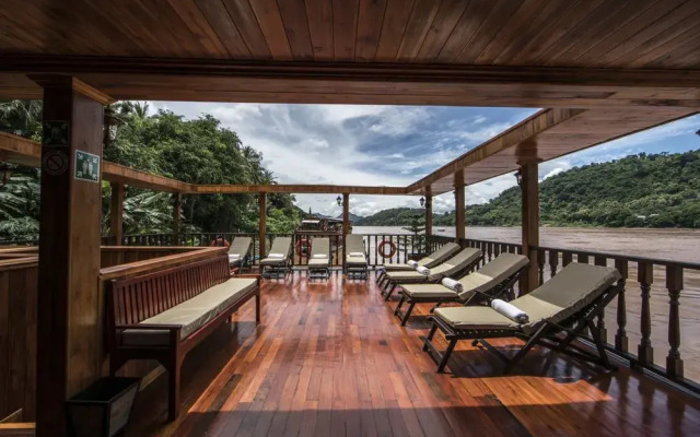 Mekong Pearl Hotel Ship
