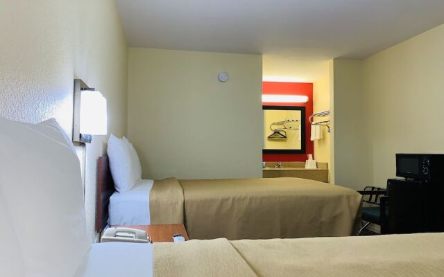 Suite 16 Motel