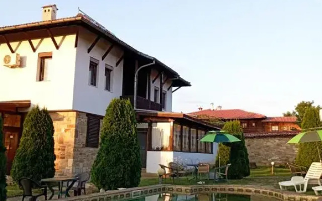 Toncho´s Guest House