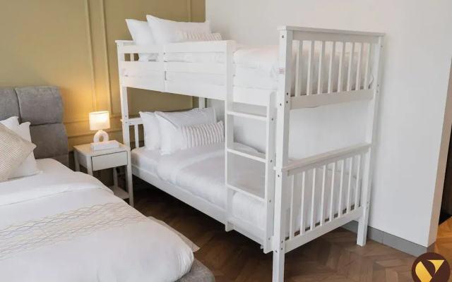 Vogue | Royal Regency Business Bay near Downtown