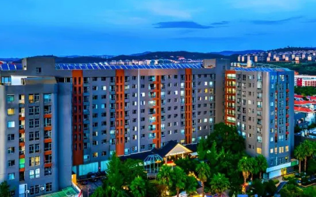 Tang Golf Garden Hotel (Yunjing Road, Kunming Economic Development Zone)