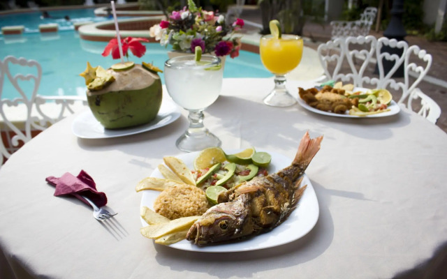 Hotel Playa Azul